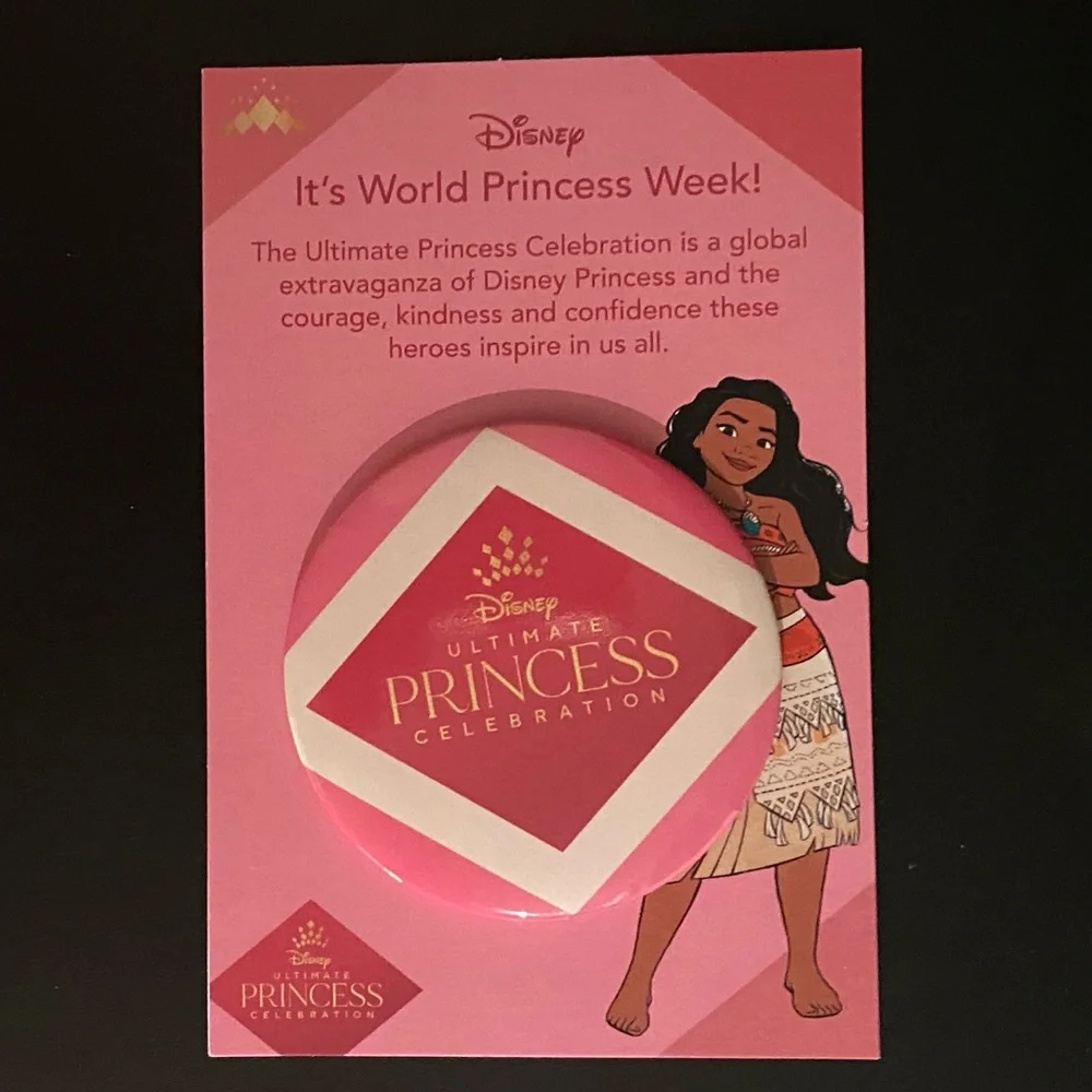 Disneyland EXCLUSIVE Ultimate PRINCESS Celebration button featuring MOANA - Picture 2 of 3